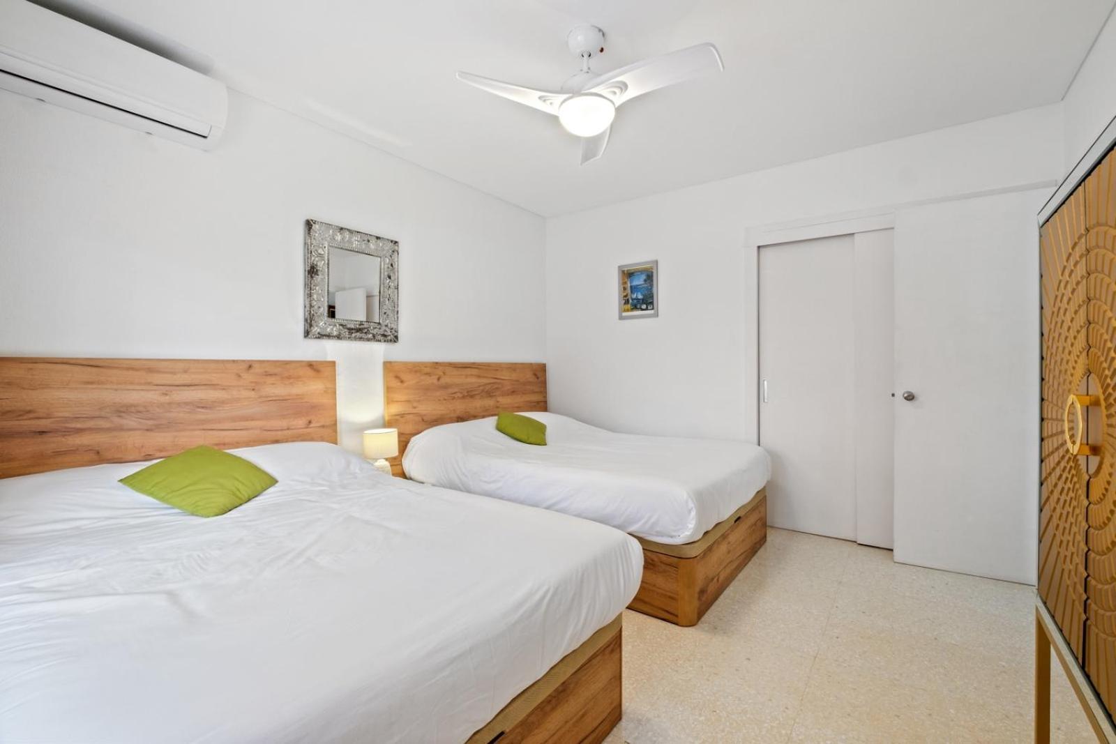 Piso Con 2 Habitaciones, 2 Terrazas Y Piscina Torremolinos Eksteriør bilde