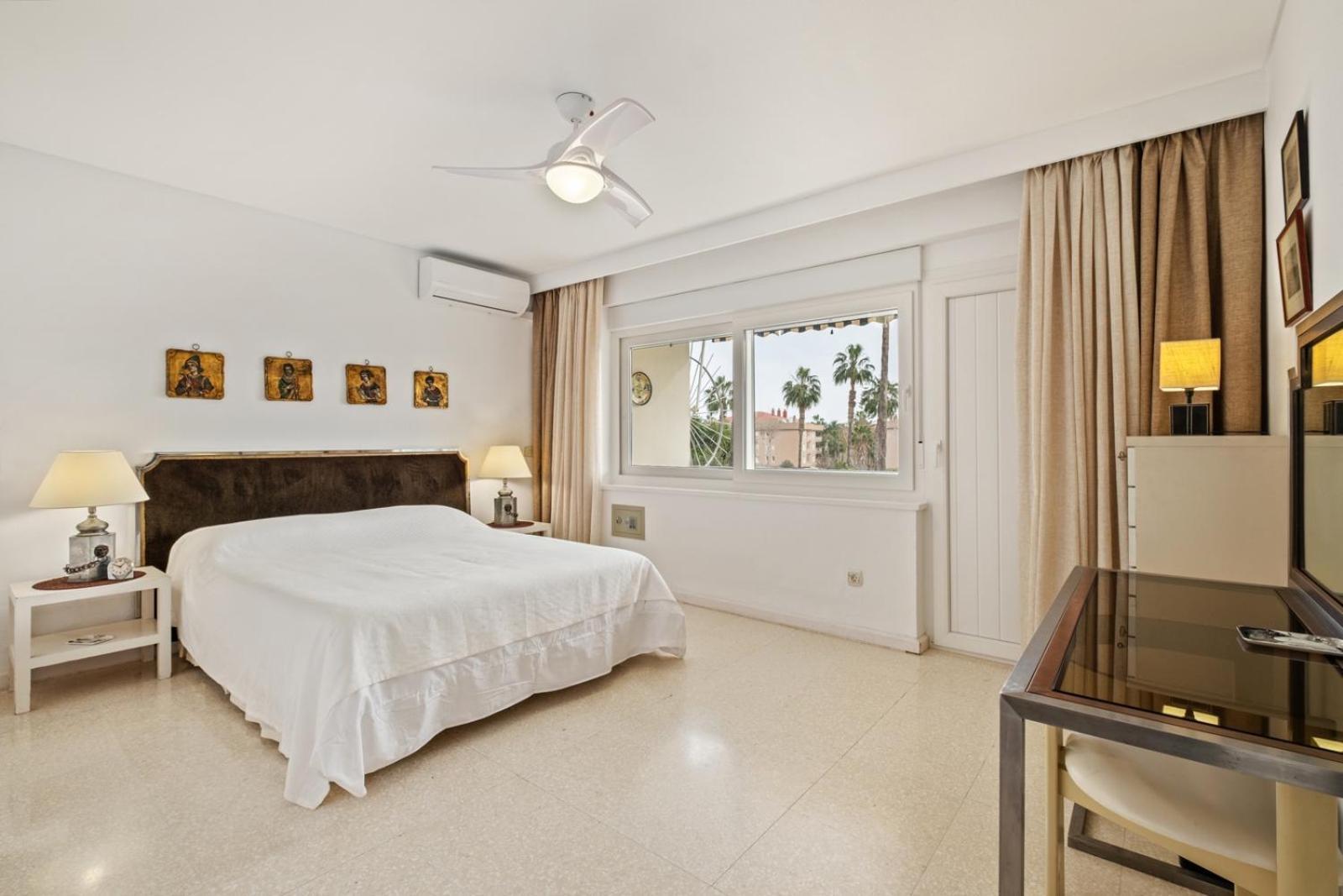 Piso Con 2 Habitaciones, 2 Terrazas Y Piscina Torremolinos Eksteriør bilde