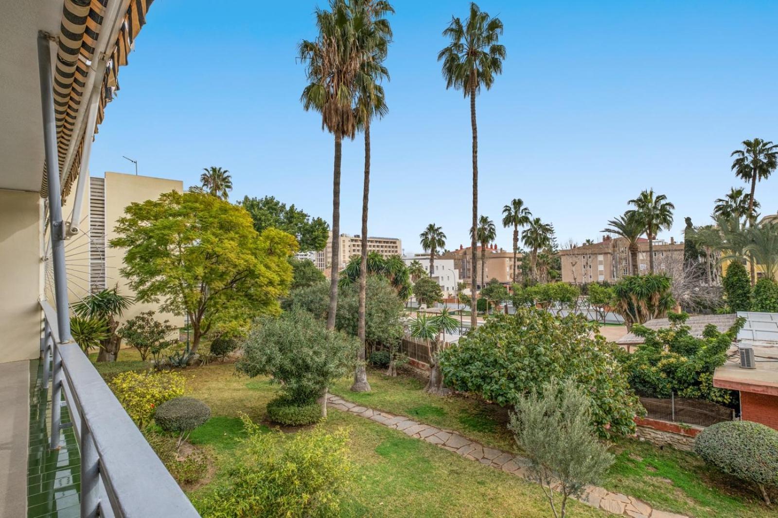 Piso Con 2 Habitaciones, 2 Terrazas Y Piscina Torremolinos Eksteriør bilde